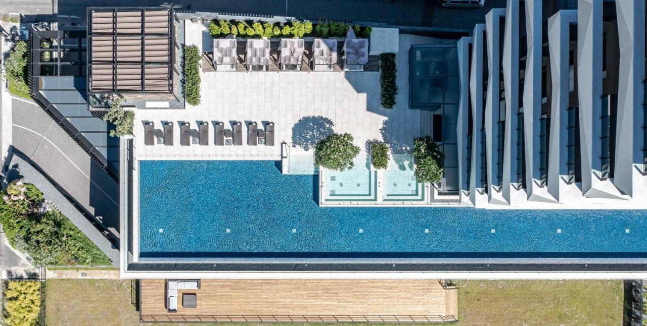 Lakeshore Hotel Hualien Taroko Shunan エクステリア 写真 The rooftop pool at the hotel