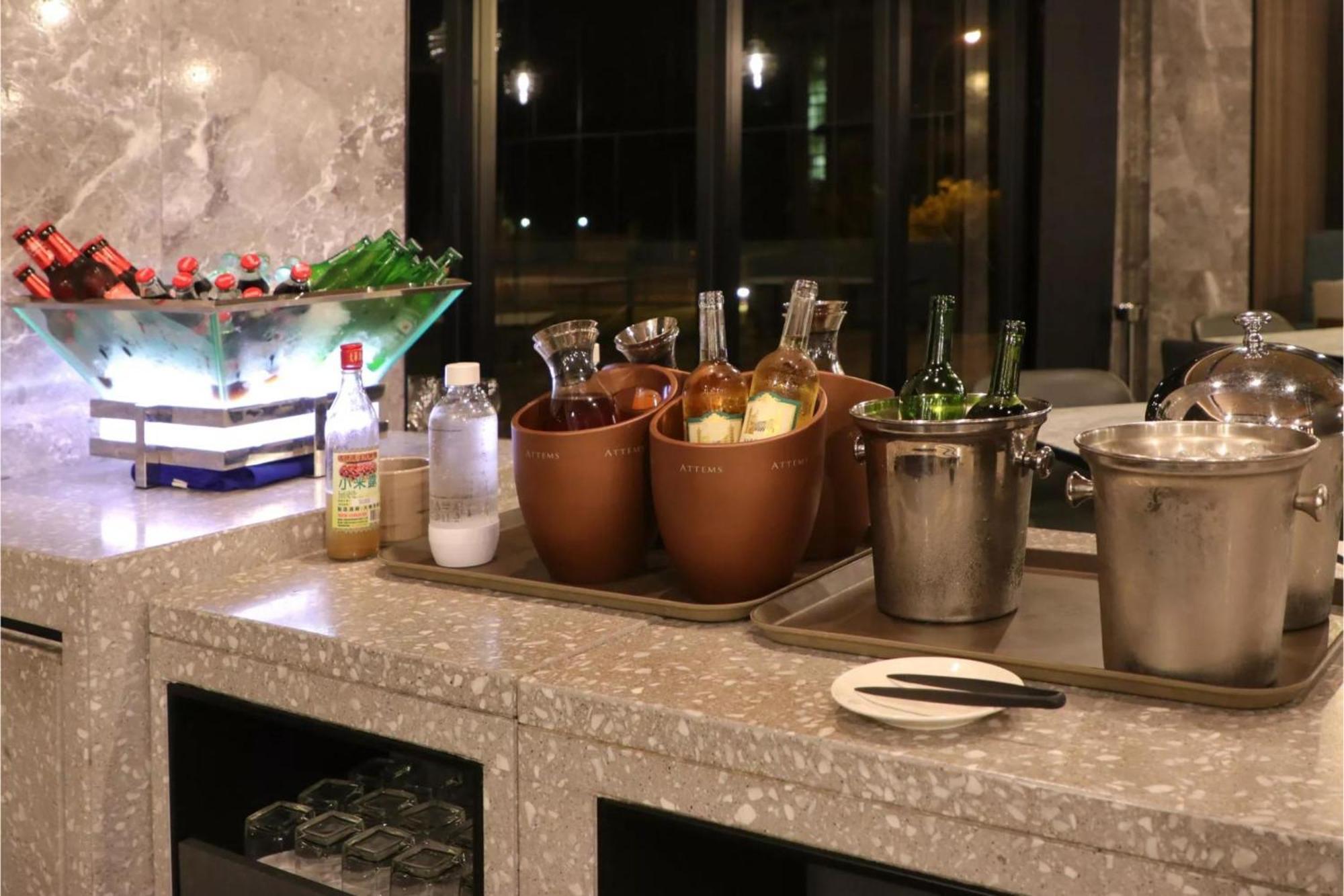 Lakeshore Hotel Hualien Taroko Shunan エクステリア 写真 A salad bar at a hotel